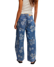 Load image into Gallery viewer, Good Luck Printed Barrel Jeans