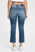 Load image into Gallery viewer, Shy Girl Jeans