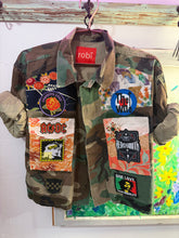 Load image into Gallery viewer, Vintage Camo Patch Jacket - Cropped
