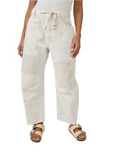 Load image into Gallery viewer, Moxie Low Slung Jeans
