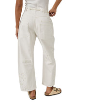 Load image into Gallery viewer, Moxie Low Slung Jeans
