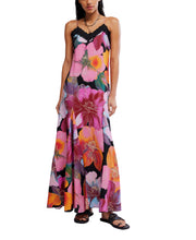 Load image into Gallery viewer, Bloomspell Maxi Dress
