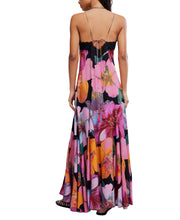 Load image into Gallery viewer, Bloomspell Maxi Dress
