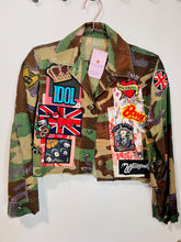 Load image into Gallery viewer, Vintage Camo Patch Jacket - Cropped
