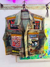 Load image into Gallery viewer, Vintage Patch Camo Vest
