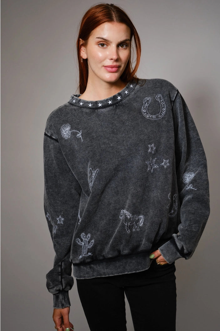 Western Embroidered Sweatshirt
