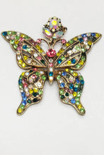 Load image into Gallery viewer, Brooches
