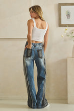 Load image into Gallery viewer, Washed Color Block Jeans
