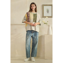 Load image into Gallery viewer, Floral Print Patchwork Tee
