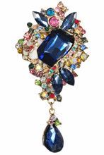 Load image into Gallery viewer, Brooches
