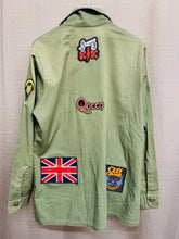 Load image into Gallery viewer, Vintage Solid Patch Jackets
