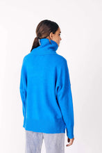 Load image into Gallery viewer, Trento Turtleneck Sweater
