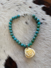 Load image into Gallery viewer, Rose Beaded Necklace
