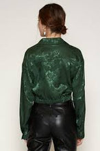 Load image into Gallery viewer, SALE - Addison Cinched Button Up Top Green

